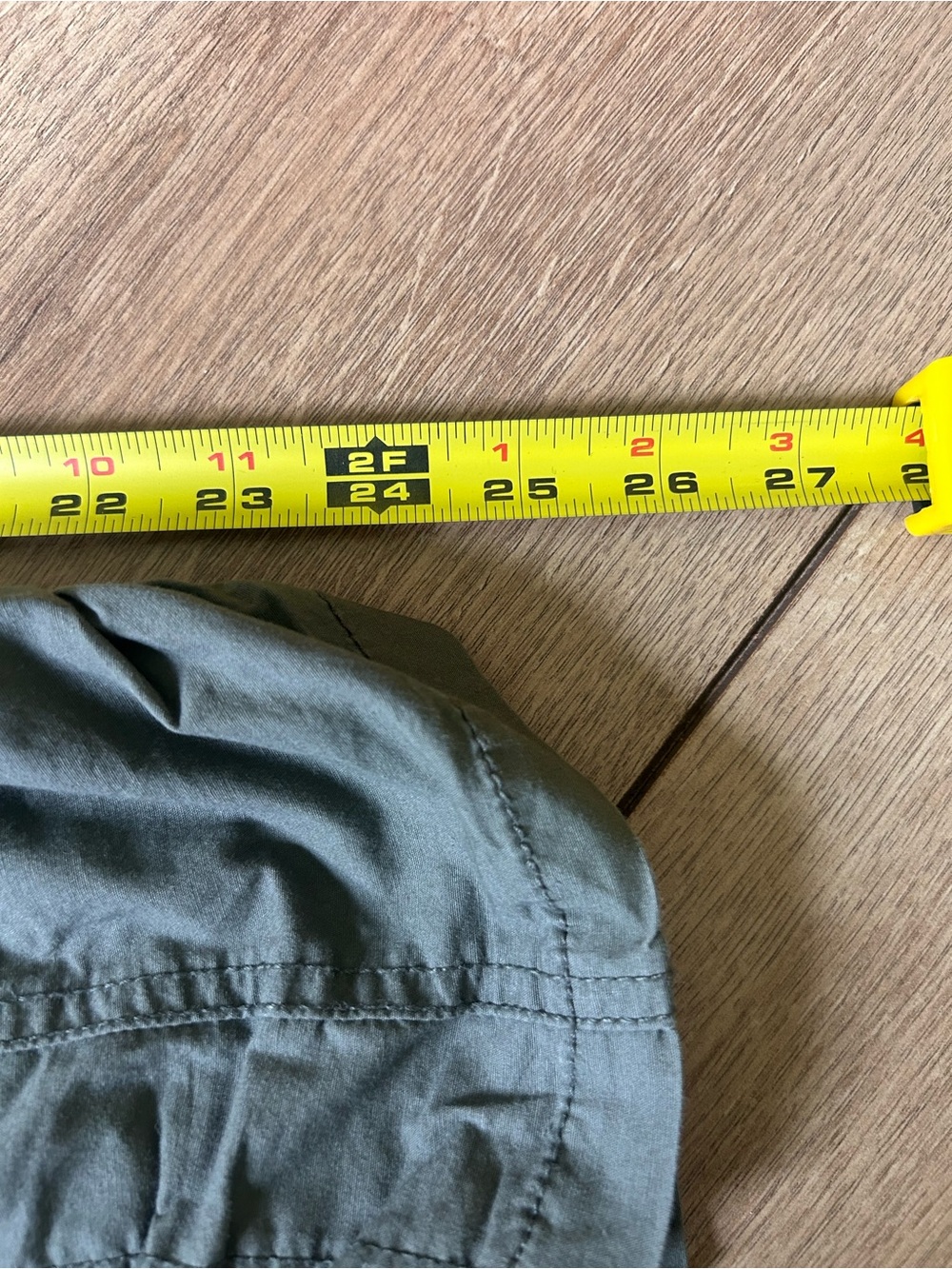 Torrid Ruched Capris- 16 - Picture 5 of 7